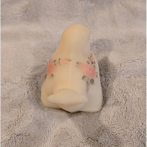 Fenton Cameo Handpainted Bird Painted by Tony Figurine Floral Accent Collectible - Picture 4 of 5